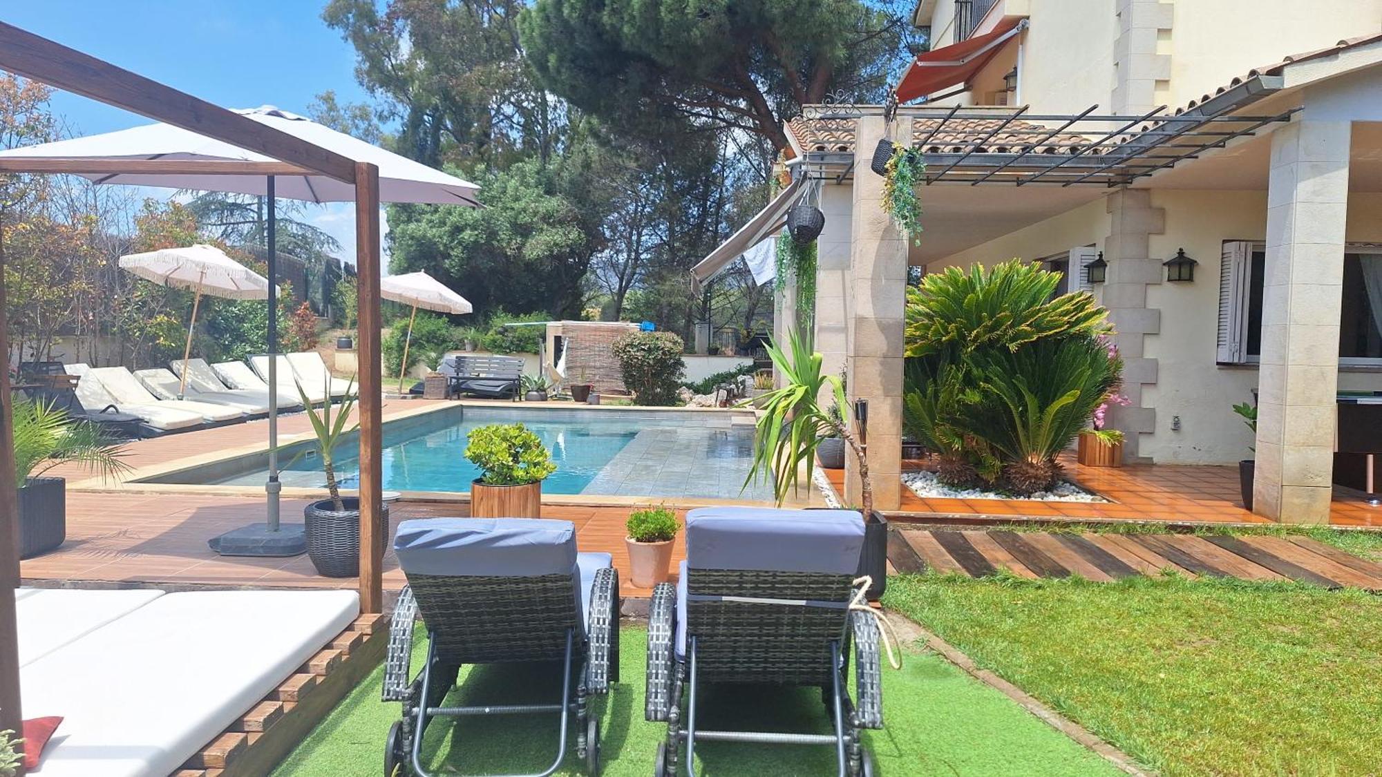 Les Canyes Cottage, Private Villa Resort Piera Exterior foto
